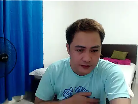 Snapshot of asianhottyboy chatting on 06-10-26, 02:27 asianhottyboy online show from 06-10-26, 02:27