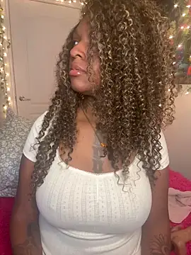 MistiSavannah online show from 03-28-26, 03:00