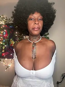Snapshot of MistiSavannah chatting on 07-04-26, 01:06 MistiSavannah online show from 07-04-26, 01:06