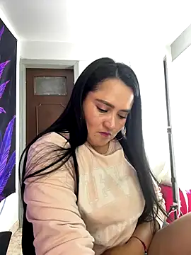 Rouse69  online show from 12-21-25, 07:48