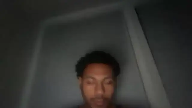 Snapshot of Yungandhungd chatting on 11-22-25, 08:13 Yungandhungd online show from 11-22-25, 08:13