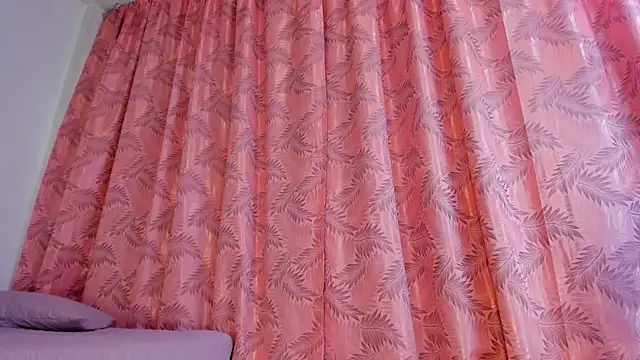 Snapshot of riley_bensongh chatting on 12-02-25, 09:43 riley bensongh online show from 12-02-25, 09:43