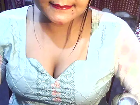 Nusrat Faria07 online show from 11-23-25, 05:02