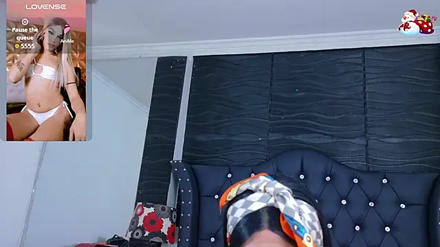 Lucia-Horny24 online show from 11-12-25, 08:19