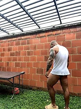 Andrew Johnnson online show from 10-20-25, 02:06