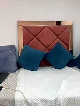 emma hot2006 online show from 10-04-25, 04:05