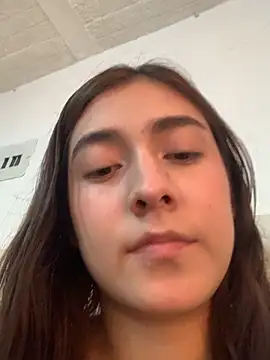 Snapshot of miaftmax chatting on 10-18-25, 04:19 miaftmax online show from 10-18-25, 04:19