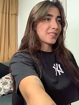 Snapshot of miaftmax chatting on 11-29-25, 06:33 miaftmax online show from 11-29-25, 06:33