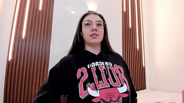 CarolinaMejia online show from 10-16-25, 10:16