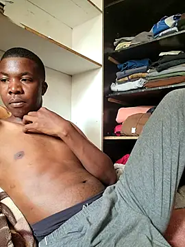 sweetdickboy2 online show from 04-24-26, 10:39