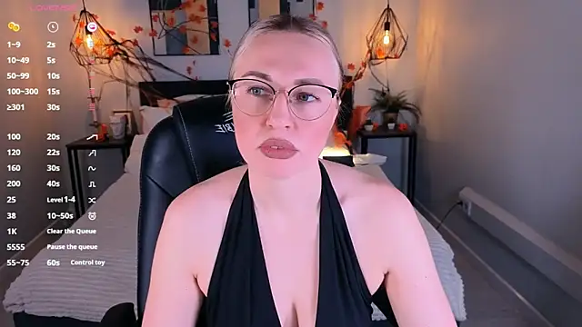 Lexi terele online show from 11-08-25, 06:57