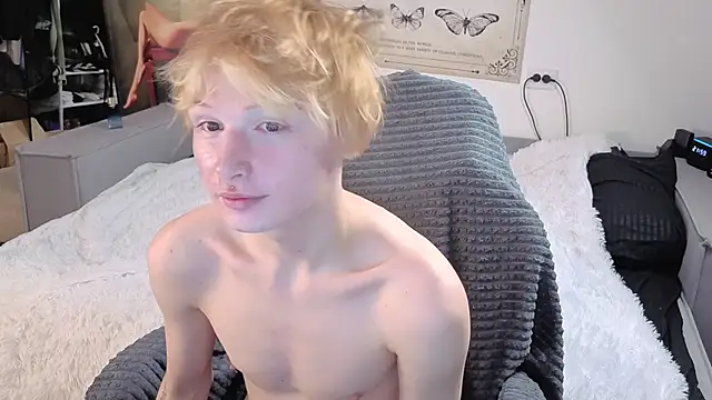 Your avatar online show from 11-09-25, 07:01