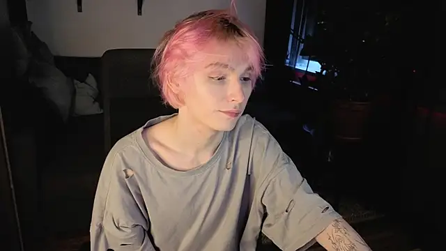 Snapshot of Your_avatar chatting on 02-01-26, 07:34 Your avatar online show from 02-01-26, 07:34