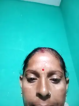 Snapshot of Suhana_pandit chatting on 10-01-25, 09:10 Suhana pandit online show from 10-01-25, 09:10