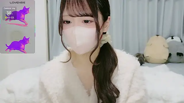 Snapshot of neko_ha_chan chatting on 12-19-25, 10:33 neko ha chan online show from 12-19-25, 10:33