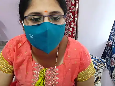 Snapshot of jannu6482 chatting on 10-11-25, 09:19 jannu6482 online show from 10-11-25, 09:19