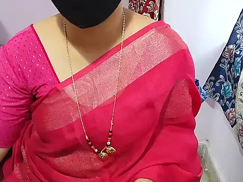 Snapshot of jannu6482 chatting on 10-19-25, 06:25 jannu6482 online show from 10-19-25, 06:25