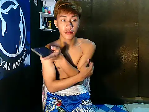 Snapshot of naughtyboyloy_0 chatting on 10-13-25, 10:15 naughtyboyloy 0 online show from 10-13-25, 10:15