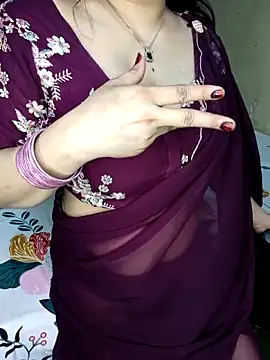 Snapshot of PRIYA_22 chatting on 09-28-25, 02:06 PRIYA 22 online show from 09-28-25, 02:06