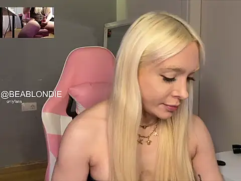 Snapshot of BiaaBlondie chatting on 12-16-25, 03:28 BiaaBlondie online show from 12-16-25, 03:28