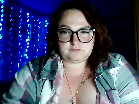 Snapshot of AngelQSky chatting on 05-11-26, 08:17 AngelQSky online show from 05-11-26, 08:17