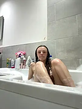 Snapshot of cutietootie02 chatting on 01-09-26, 06:05 cutietootie02 online show from 01-09-26, 06:05