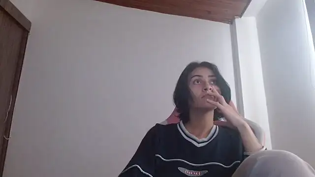 Crystal Star  online show from 09-24-25, 02:20