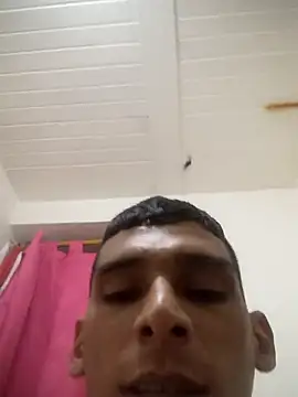 Snapshot of alex_colombiano chatting on 09-26-25, 02:15 alex colombiano online show from 09-26-25, 02:15