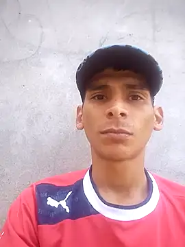 Snapshot of alex_colombiano chatting on 10-18-25, 05:35 alex colombiano online show from 10-18-25, 05:35