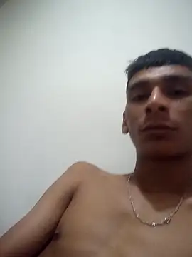 Snapshot of alex_colombiano chatting on 10-21-25, 08:37 alex colombiano online show from 10-21-25, 08:37