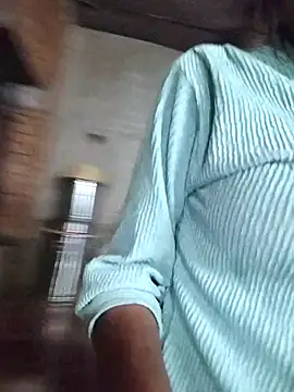 Snapshot of Mohni_singh chatting on 11-22-25, 09:47 Mohni singh online show from 11-22-25, 09:47