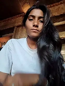 Snapshot of Mohni_singh chatting on 12-18-25, 05:35 Mohni singh online show from 12-18-25, 05:35