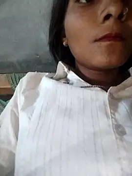 Snapshot of Mohni_singh chatting on 01-17-26, 08:41 Mohni singh online show from 01-17-26, 08:41