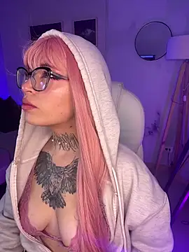 dreamleah  online show from 04-26-26, 11:57