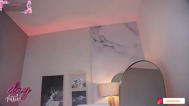 dreamleah  online show from 07-17-26, 10:36