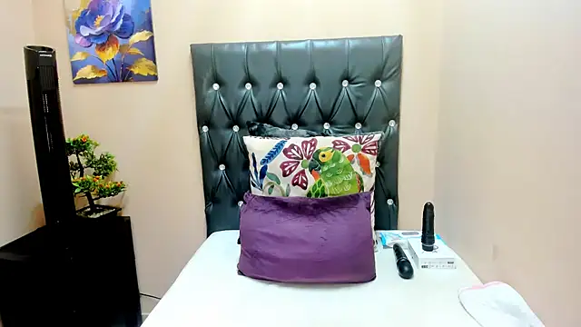 Toxicfantasy4u online show from 12-16-25, 06:07