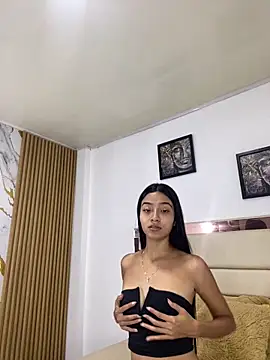 millycute18  online show from 10-07-25, 12:35