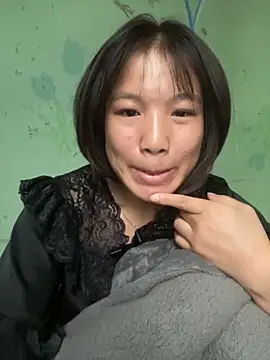 Snapshot of QueenLink chatting on 11-01-25, 02:24 QueenLink online show from 11-01-25, 02:24