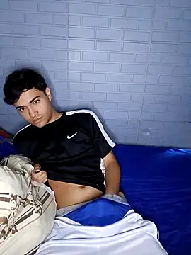 Snapshot of novinho_safado__ chatting on 01-19-26, 11:36 novinho safado online show from 01-19-26, 11:36