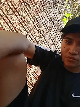 Snapshot of novinho_safado__ chatting on 03-06-26, 06:04 novinho safado online show from 03-06-26, 06:04