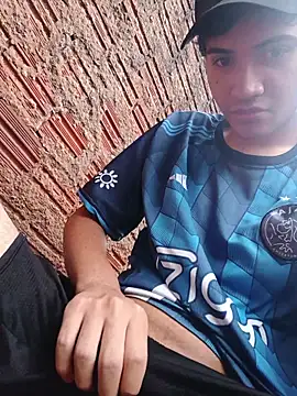 Snapshot of novinho_safado__ chatting on 03-22-26, 08:23 novinho safado online show from 03-22-26, 08:23