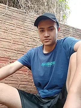 Snapshot of novinho_safado__ chatting on 05-26-26, 04:25 novinho safado online show from 05-26-26, 04:25