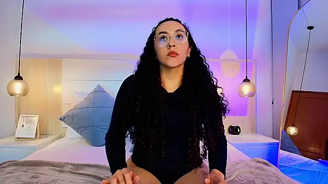 alehia cute online show from 11-30-25, 06:12