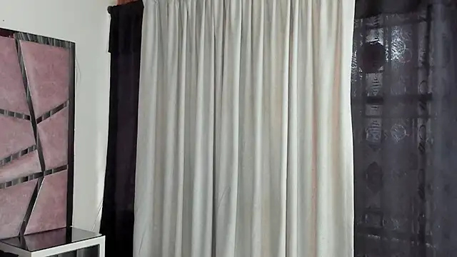 Snapshot of HaileyDuke chatting on 10-17-25, 12:19 HaileyDuke online show from 10-17-25, 12:19