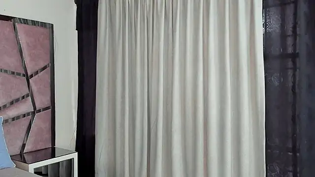 Snapshot of HaileyDuke chatting on 10-20-25, 12:16 HaileyDuke online show from 10-20-25, 12:16