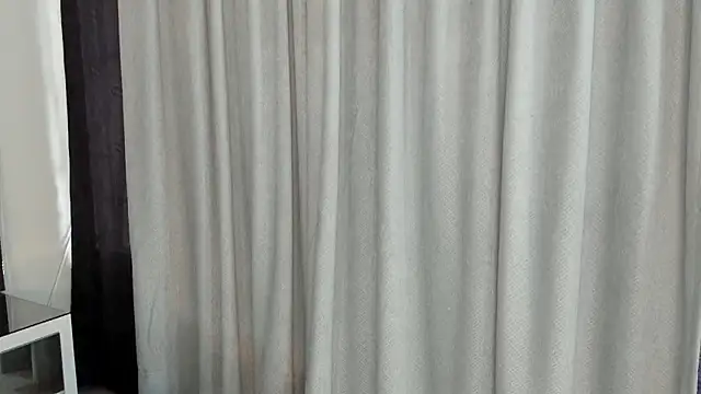 Snapshot of HaileyDuke chatting on 10-26-25, 04:02 HaileyDuke online show from 10-26-25, 04:02