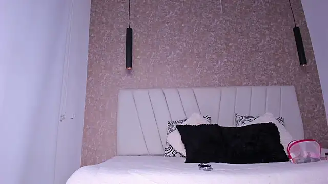 Amaranta carey online show from 03-26-26, 11:43