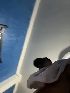 Snapshot of May_Blackx chatting on 09-10-25, 05:07 May Blackx online show from 09-10-25, 05:07