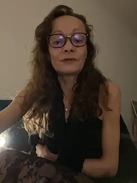 Chris06d22xh online show from 11-05-25, 07:58