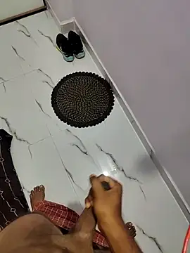 Snapshot of Size_x@xh chatting on 10-25-25, 02:46 Size xxh online show from 10-25-25, 02:46